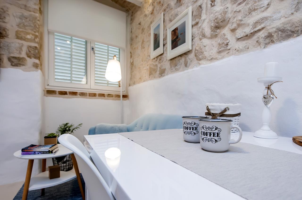 Luna Rooms And Studios Rovinj Exterior foto