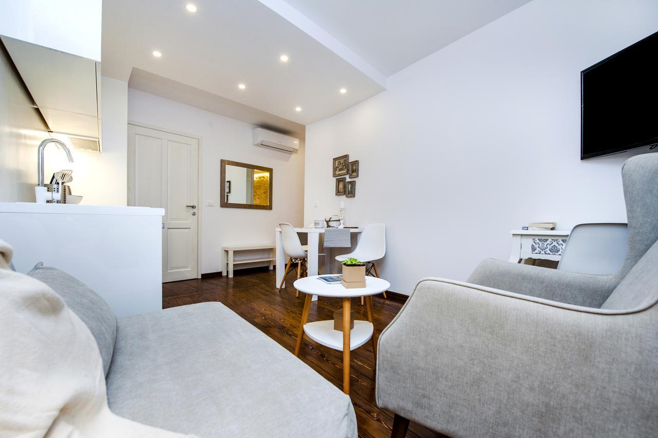 Luna Rooms And Studios Rovinj Exterior foto
