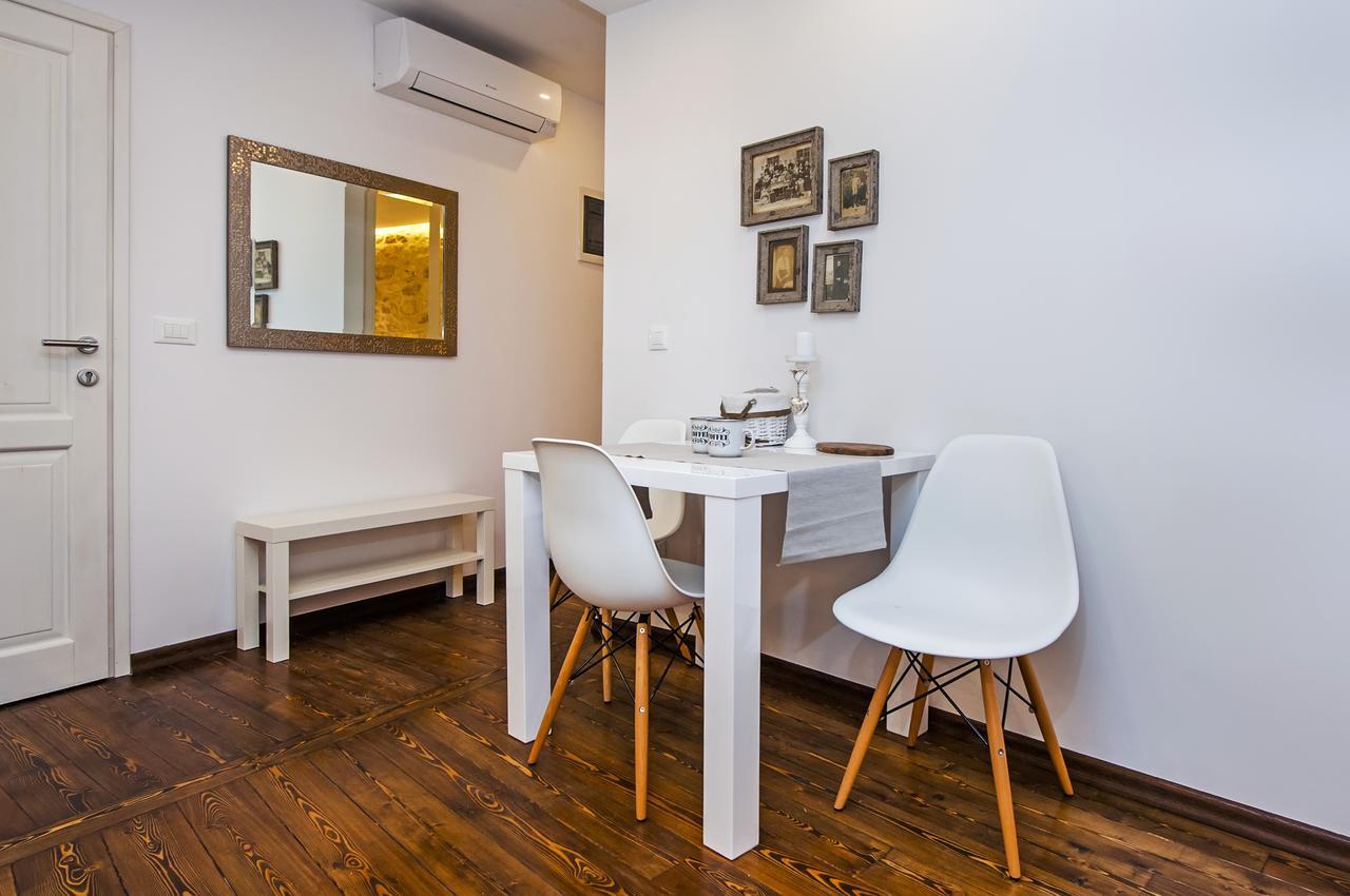 Luna Rooms And Studios Rovinj Exterior foto